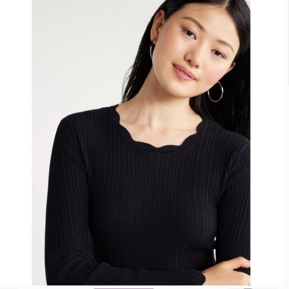 Scoop NYC Women’s Black Cropped Scalloped Top Size Large NWT - Picture 5 of 10